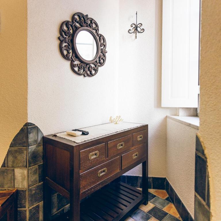AQUILA D'ORO TRIESTE - Camera Matrimoniale con Bagno Privato - 11
