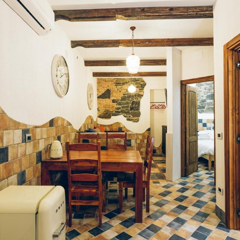 AQUILA D'ORO TRIESTE - Camera Deluxe (2 Adulti + 1 Bambino) - 5