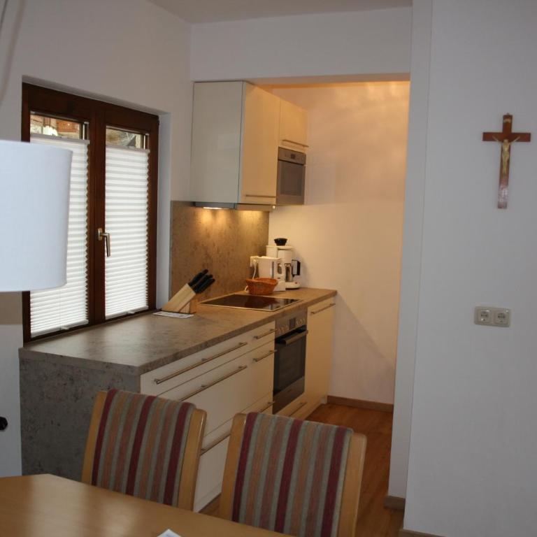 Haus Gassner - Superior One-Bedroom Apartment with Balcony - 8