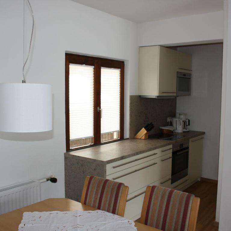 Haus Gassner - Superior One-Bedroom Apartment with Balcony - 10