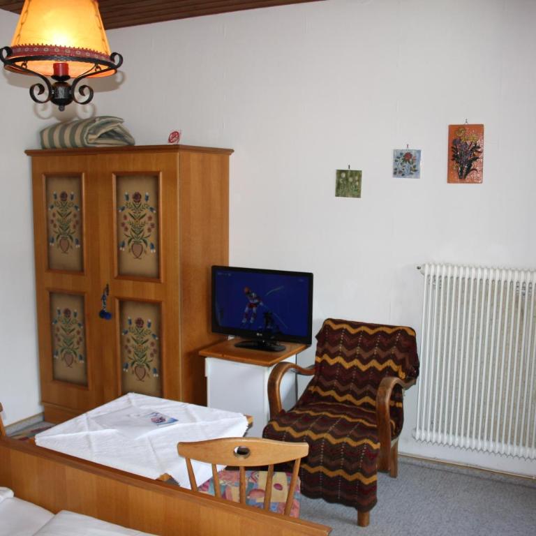 Haus Gassner - Double Room with Balcony - 15