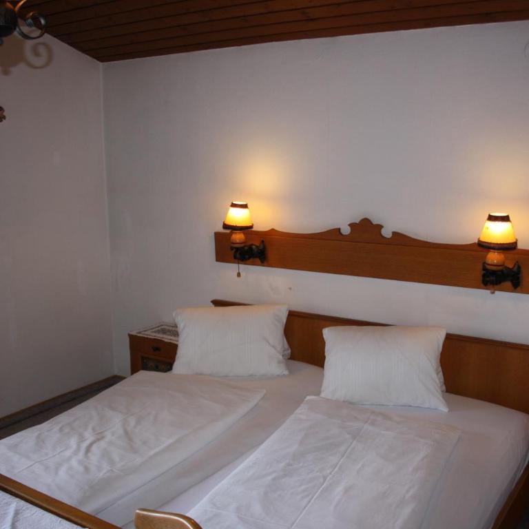 Haus Gassner - Double Room with Balcony - 16