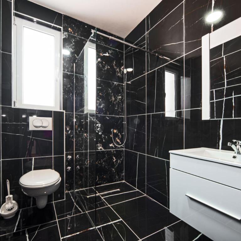 David Lux beach rooms - Deluks Soba sa Bračnim Krevetom / Zasebnim Krevetima, Balkonom i Pogledom na More - 20