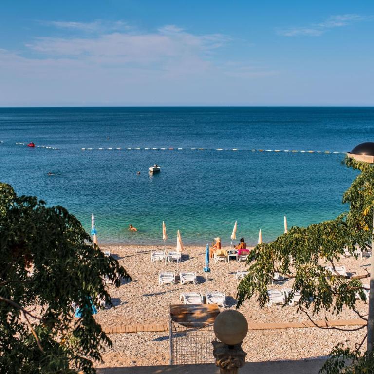 David Lux beach rooms - Deluks Soba sa Bračnim Krevetom / Zasebnim Krevetima, Balkonom i Pogledom na More - 24