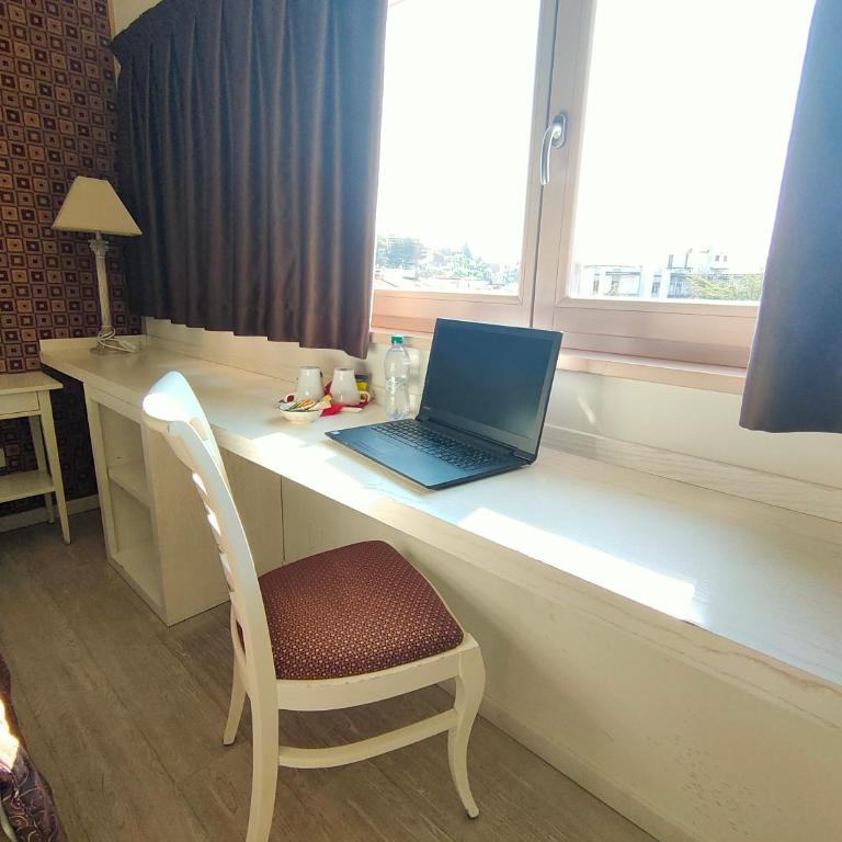 Nuova Opera Rooms & Apartments - Camera Matrimoniale/Doppia con Letti Singoli con Vista Città - 10