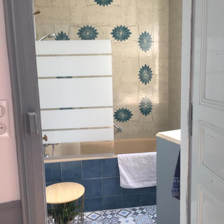 Maison Prémartine - Chambre Double - Vue sur Jardin - 3