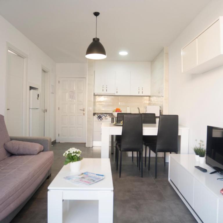 Apartamentos Marineu Playa Romana - Apartamento Superior - 4