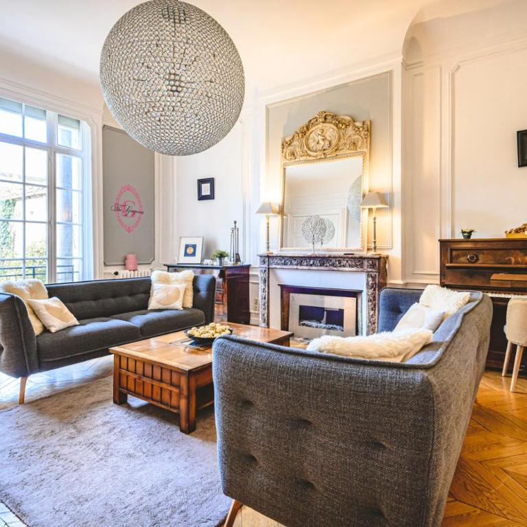 The Gorgeous Hyper Center private garden - Appartement - Vue sur Jardin - 7