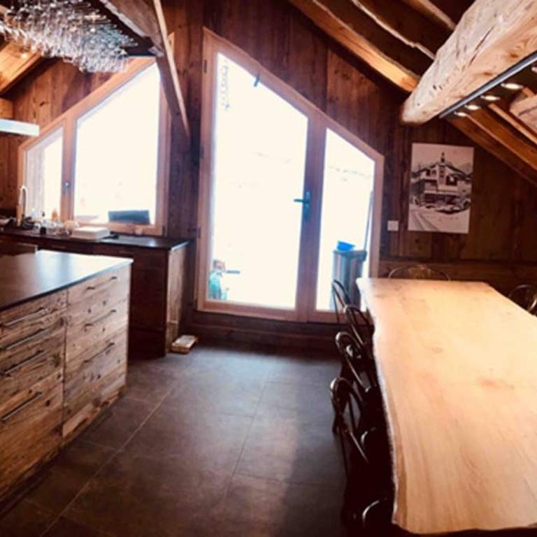 chalet coup de coeur+véhicule 4*4 ; 9 places à dispo - Maison 5 Chambres - 27