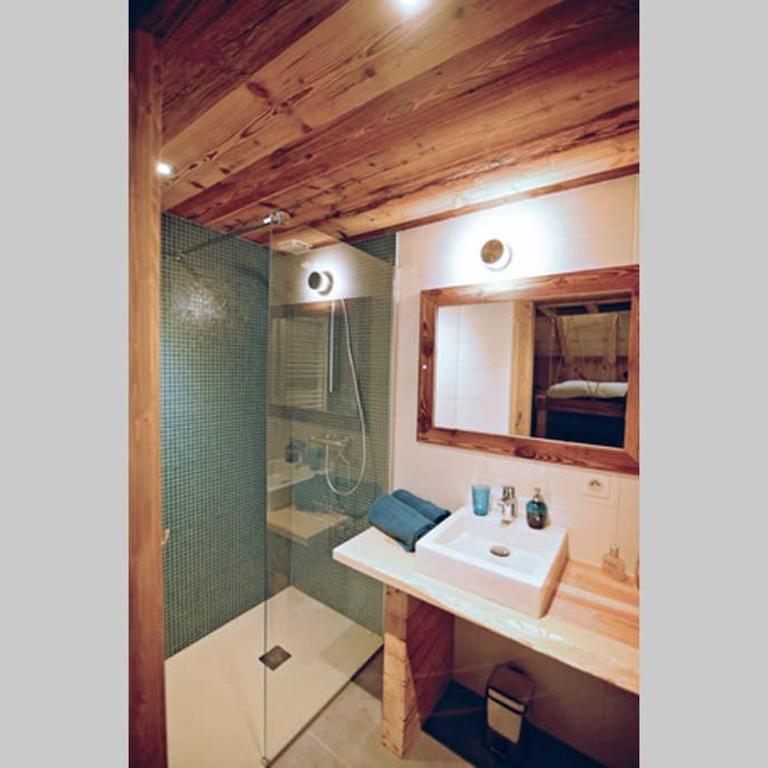chalet coup de coeur+véhicule 4*4 ; 9 places à dispo - Maison 5 Chambres - 39