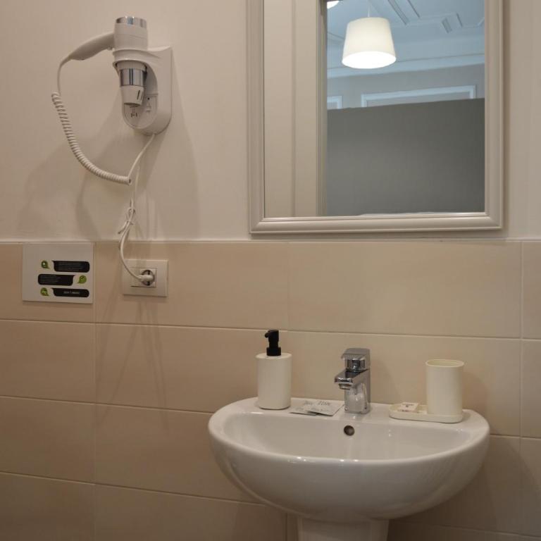 La Maison B - Camera Familiare con Bagno Privato - 5