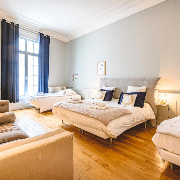 The Gorgeous Hyper Center private garden - Appartement - Vue sur Jardin - 21