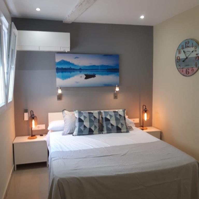 Apartamentos Marques De La Merced - One-Bedroom Studio - 1