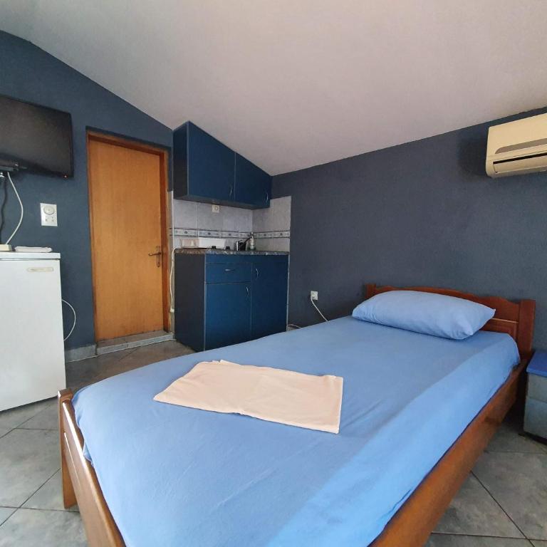 Apartments Milka - Two-Bedroom Apartment with Terrace - 5