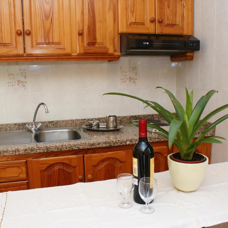 Apartamentos Nelly - Estudio - 24