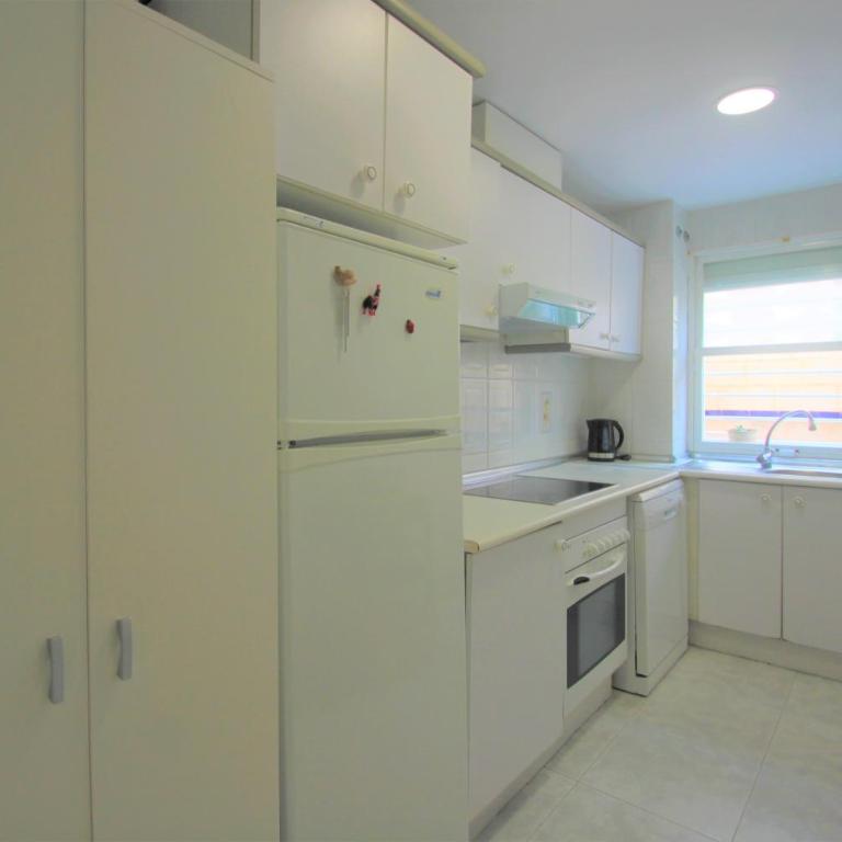 Apartamento CasaTuris enfrente al mar en Playa Muchavista C102 - Apartamento de 3 dormitorios - 10