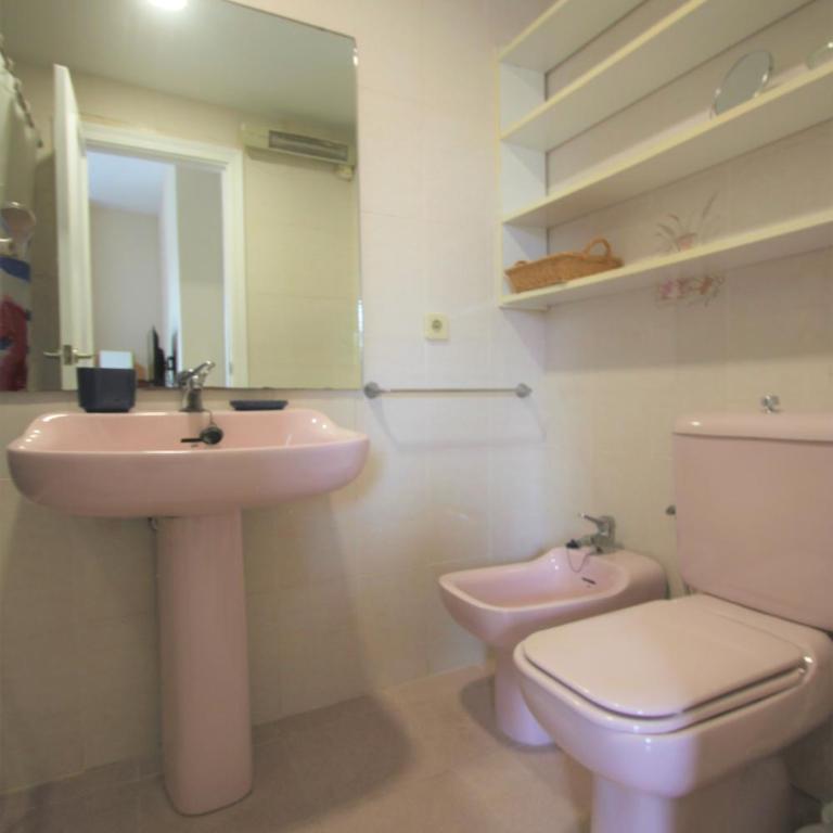 Apartamento CasaTuris enfrente al mar en Playa Muchavista C102 - Apartamento de 3 dormitorios - 12