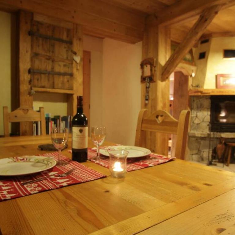 appartement cozy dans chalet 6 pers voiture 4 roues motrice a dispo - Three-Bedroom Apartment - 1