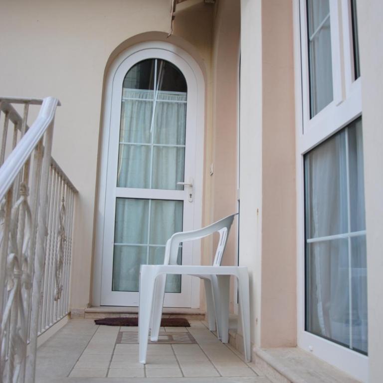 Villa Tina Hotel - Appartamento Standard - 8