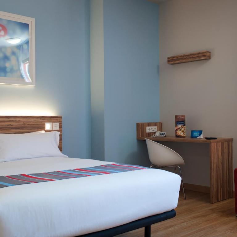 Travelodge Barcelona Poblenou - Double Room - 1