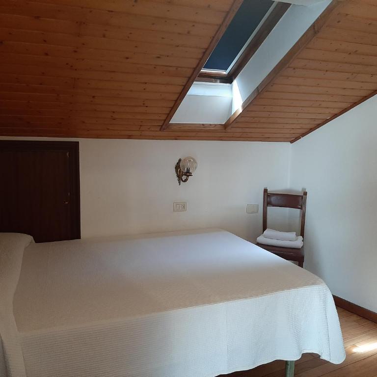 Pensión Vista Alegre - Habitación Individual Estándar con baño compartido - 4
