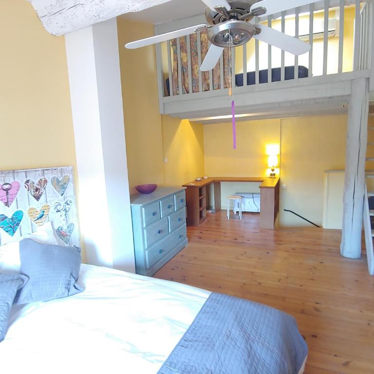Charmante maison arlésienne à l'ombre des Arènes, de 2 à 5p - Vacation Home - 12
