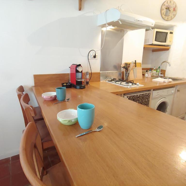 Charmante maison arlésienne à l'ombre des Arènes, de 2 à 5p - Vacation Home - 21