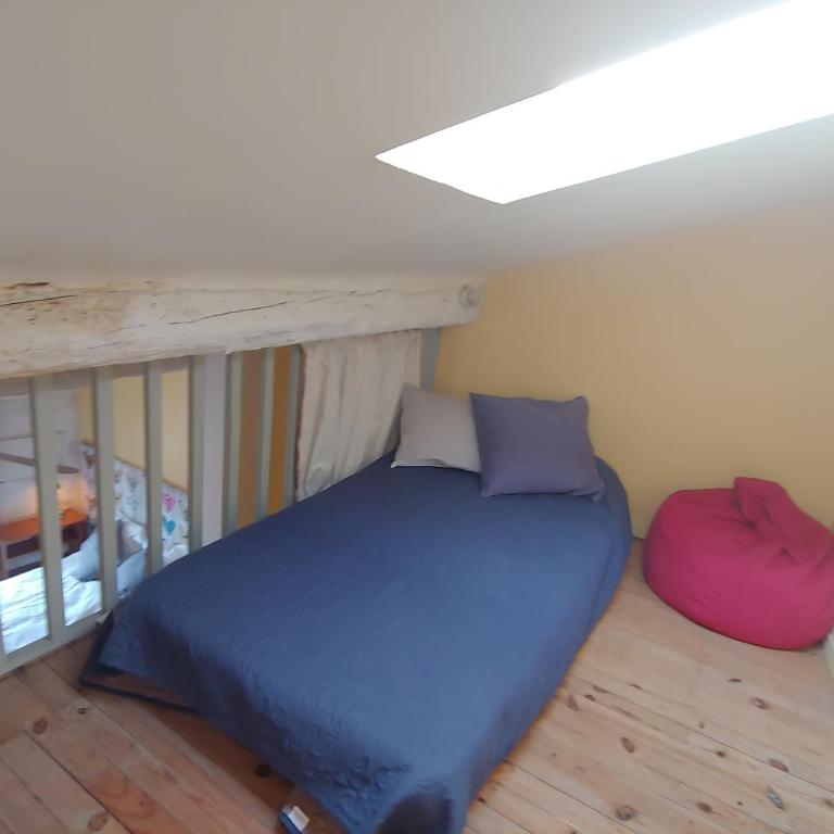 Charmante maison arlésienne à l'ombre des Arènes, de 2 à 5p - Vacation Home - 36