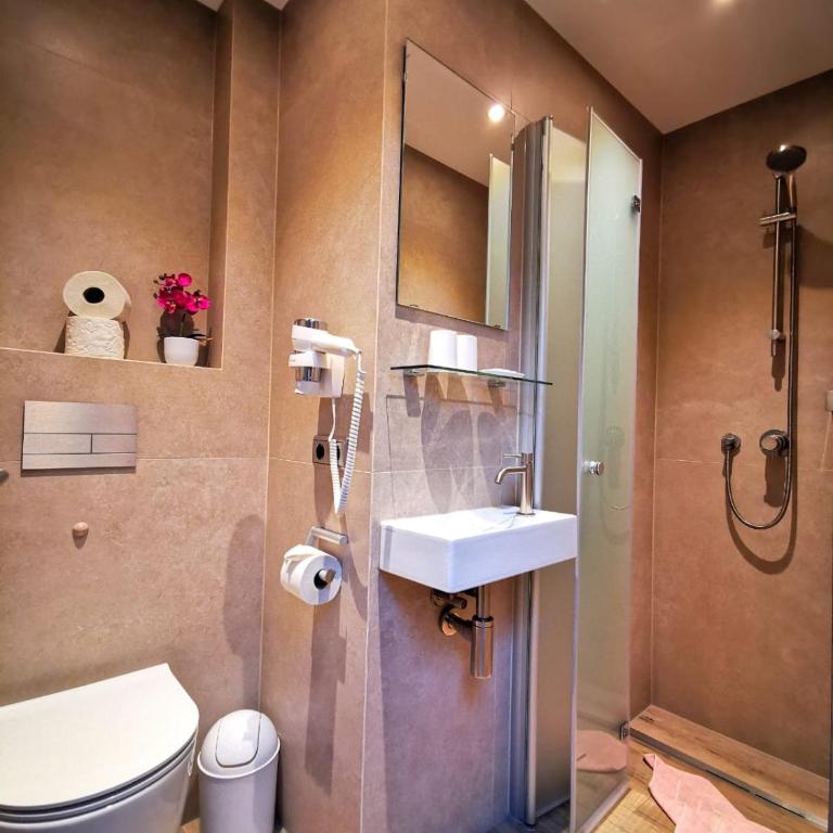 Gästeheim Prantl - Apartment mit 3 Schlafzimmern - 5