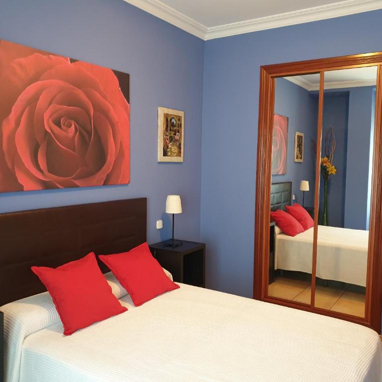 Apartamentos Dana Madrid - Apartment with Balcony - 3