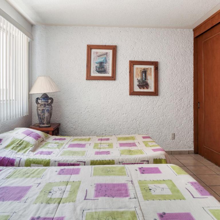 Suite Ubicadísima Zona Residencial Los Arcos 3 Recámaras 102 Cortijo - Three-Bedroom Apartment - 12