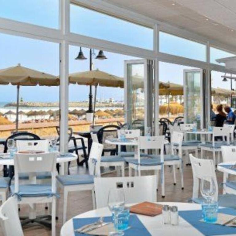 ESTUDIO RECIEN REFORMADO EN HOTEL 1 LINEA PLAYa - One-Bedroom Apartment - 11