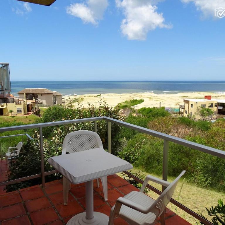 El Tridente - Studio Apartment - 9