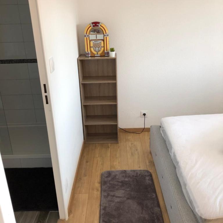 Appartement proche plage refait à neuf - Appartement 1 Chambre - 10