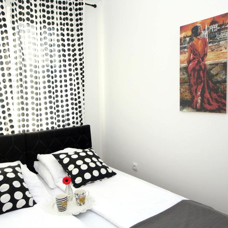 MILA - A stylish apartment near Sarajevo airport - One-Bedroom Apartment - 17