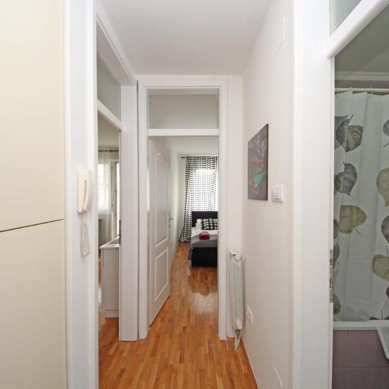 MILA - A stylish apartment near Sarajevo airport - One-Bedroom Apartment - 21