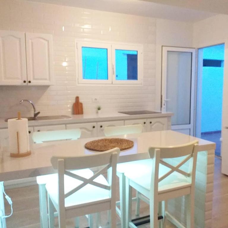 Apartamento Margarita - Two-Bedroom Apartment - 9