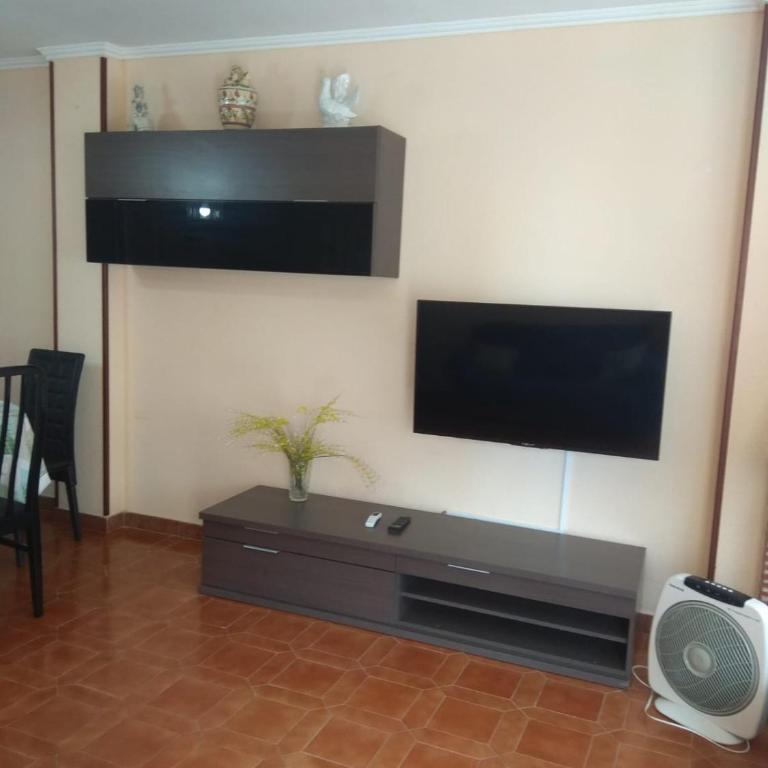 Club Nautic - Apartment with Balcony - 8