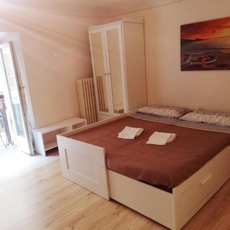 Quadrilocale ELI 6 centralissimo zona Piazza Bodoni - Two-Bedroom Apartment - 28