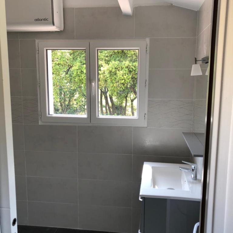 L'Oliveraie - One-Bedroom Apartment - 21