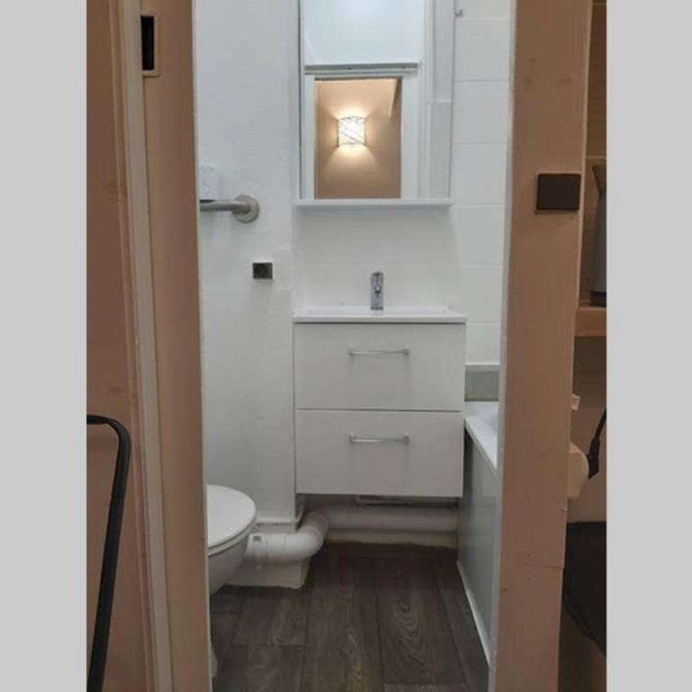 STUDIO RUE GAUTHEY PARIS 17 - Appartement 1 Chambre - 22