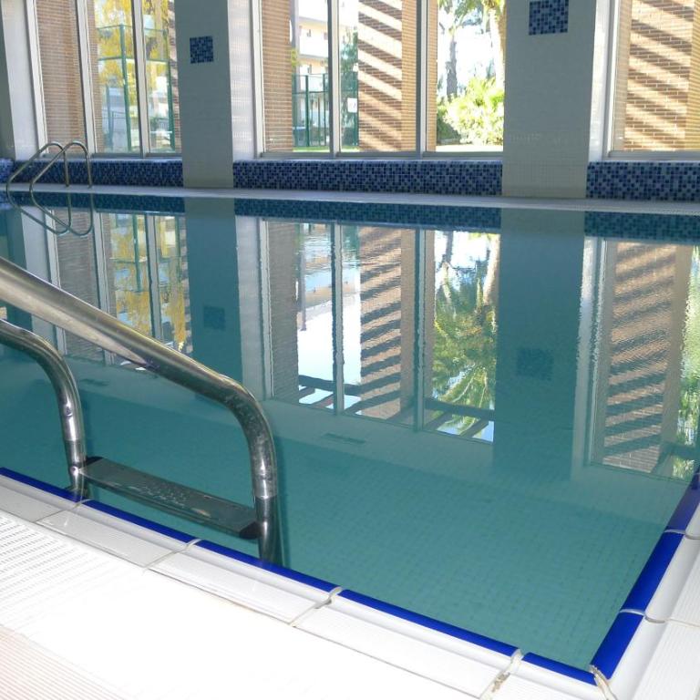Saval Spa Aqquaria Family Complex - Apartamento con vistas a la piscina - 7