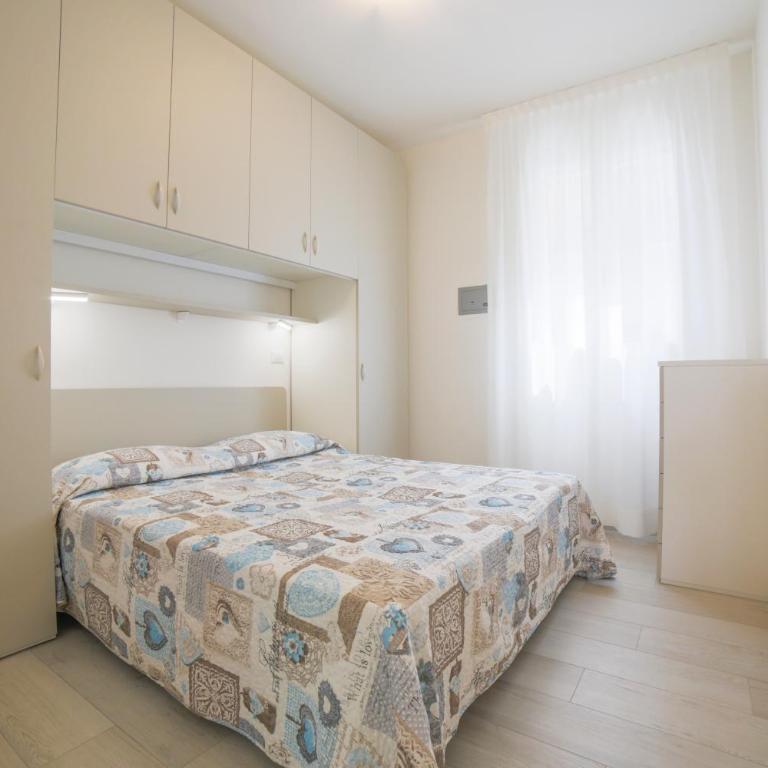 Domus Fiorita - Appartamento con 2 Camere da Letto - 5