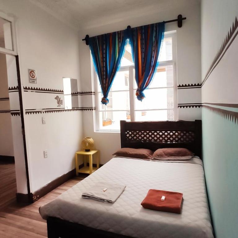 Hostal Yakumama - Standard Double Room with Shared Bathroom - 4