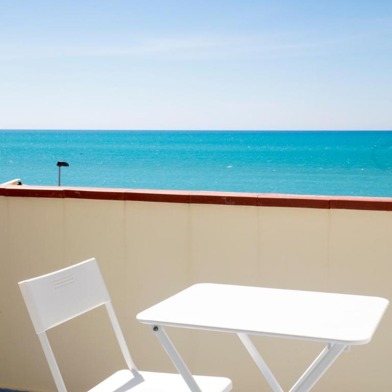 B&B Il Capitano - Camera Deluxe Matrimoniale con Vista Mare - 10