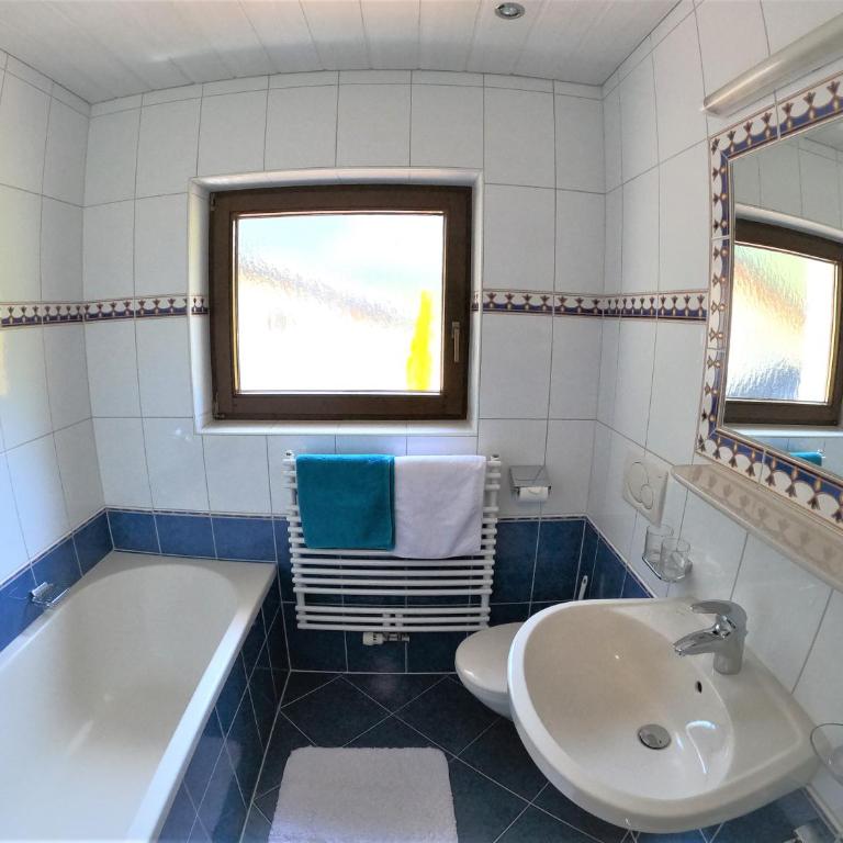 Fremdenpension Alpenruhe - Apartment mit 2 Schlafzimmern - 9