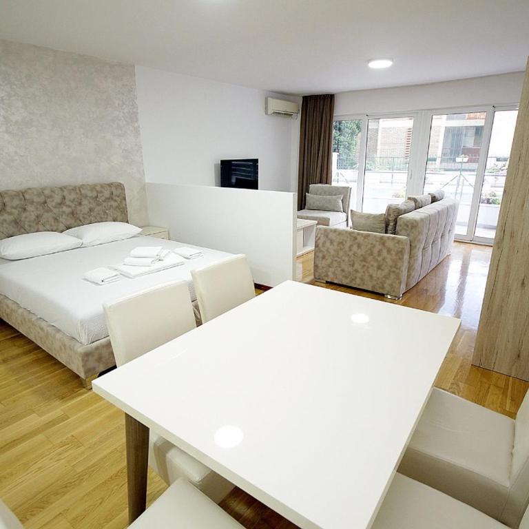 Holiday apartments Petrovac - One-Bedroom Apartment - 9