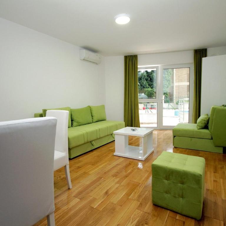 Holiday apartments Petrovac - Studio - 1