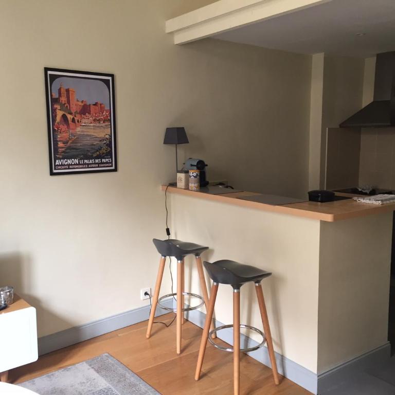 Explore Provence from the Heart of Avignon ! - Apartamento de 1 dormitorio - 1