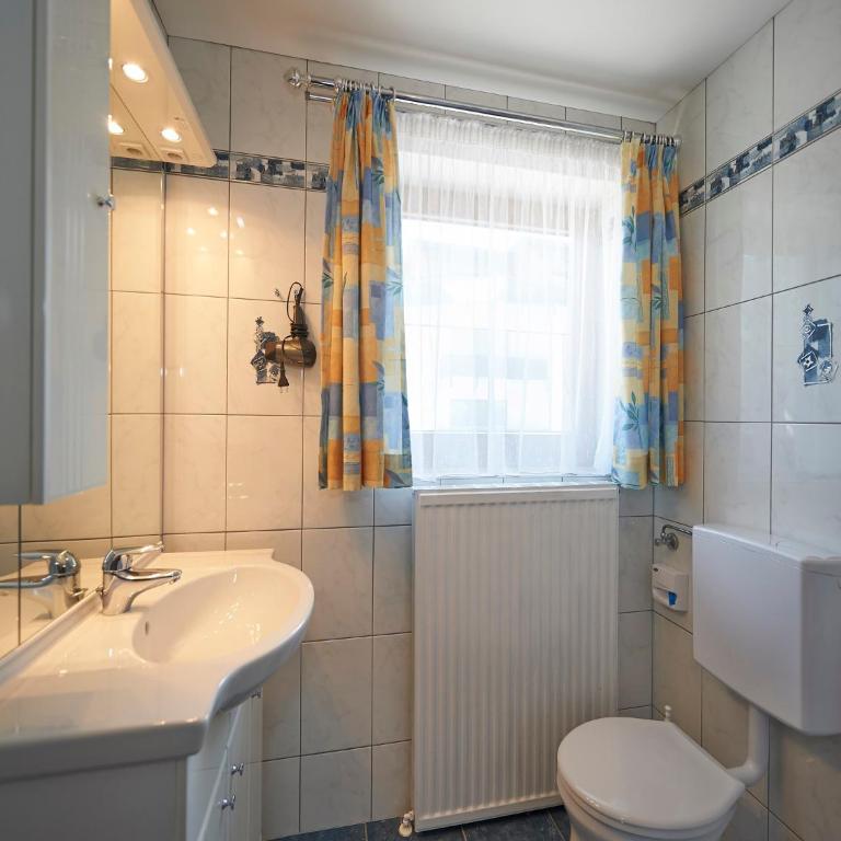 Haus Lanner - Großes Apartment mit 2 Schlafzimmern und einem Balkon - 2